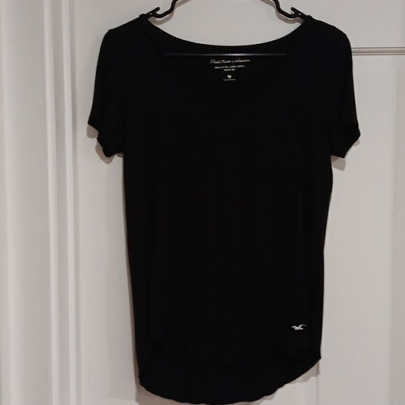 Hollister, 3Tee's  - Picture 3 of 8